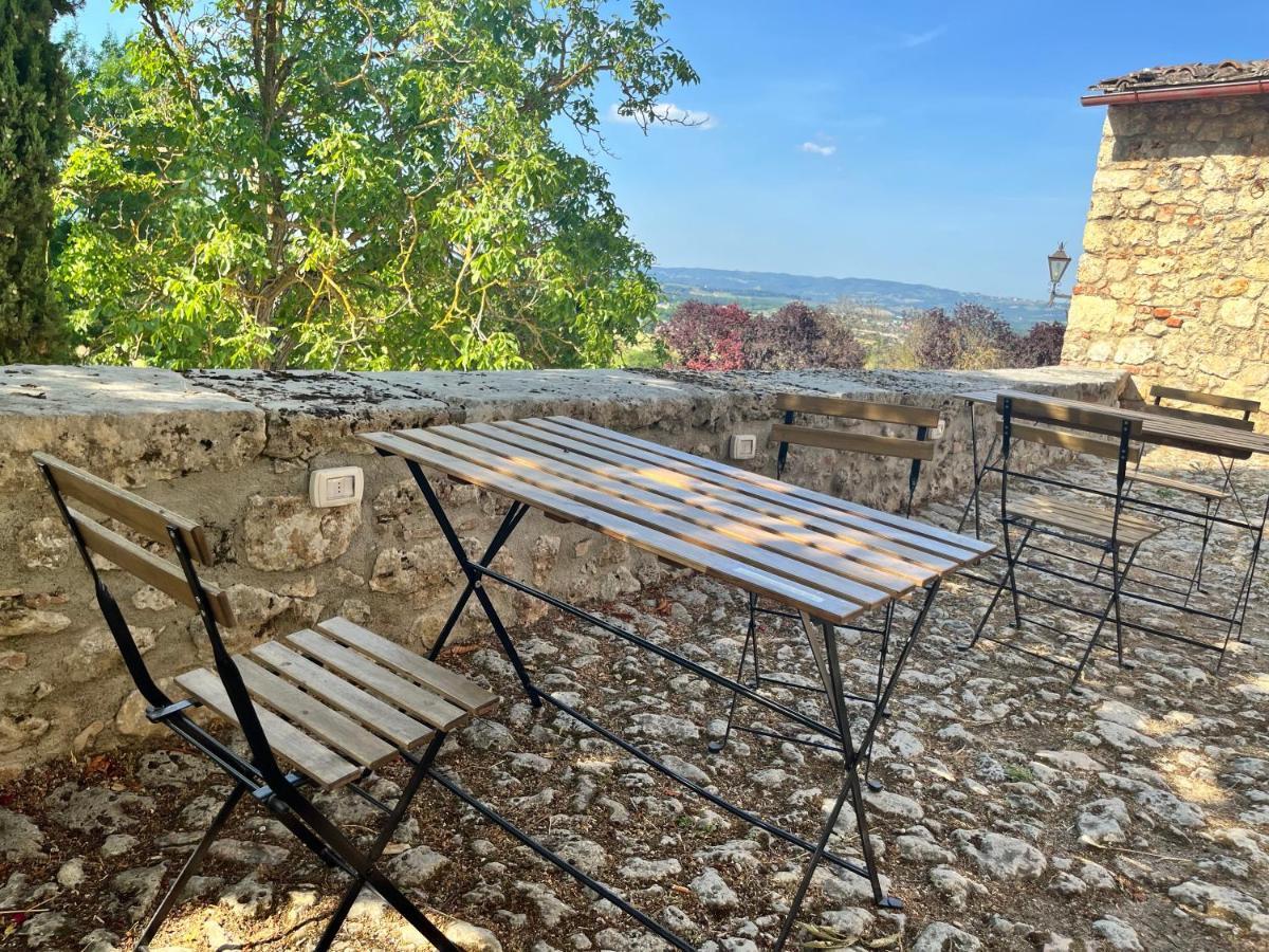 Castel Pietraio Villa Monteriggioni Bagian luar foto