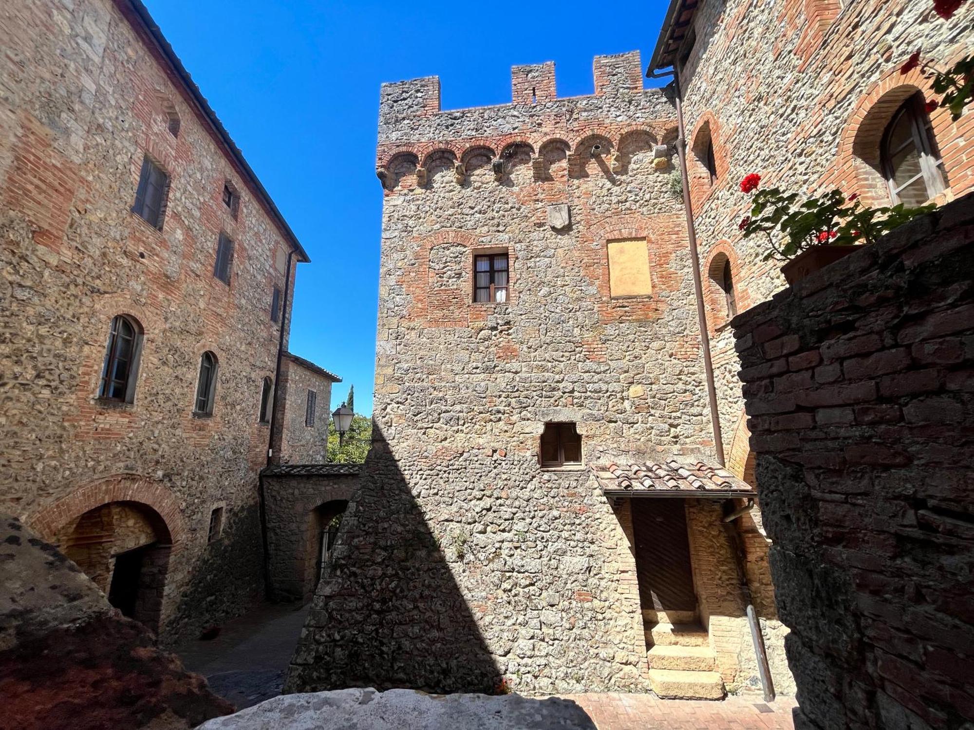 Castel Pietraio Villa Monteriggioni Bagian luar foto